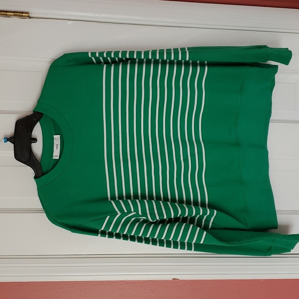 Sweat Shirt